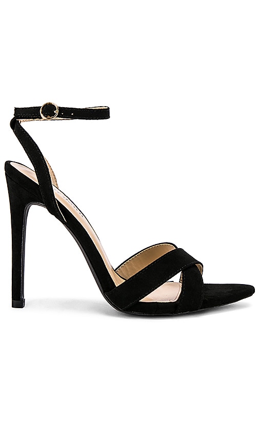 Niecy Heel