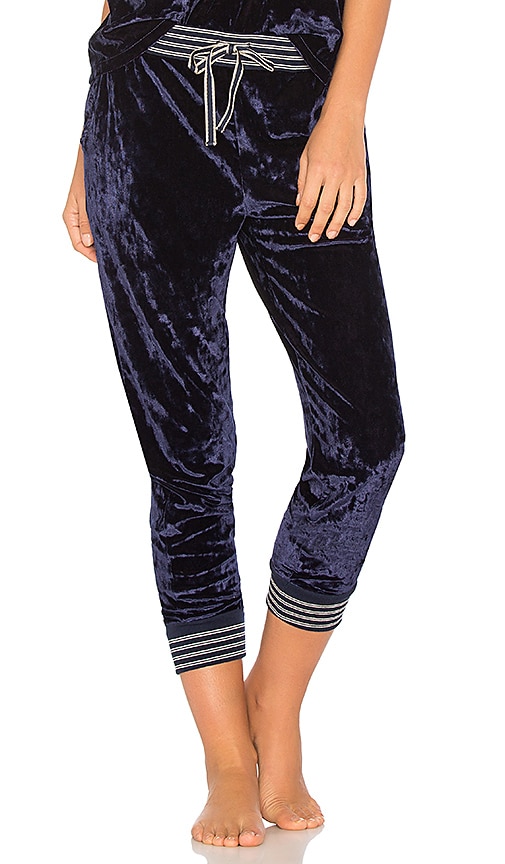 Splendid Crushed Velvet Jogger in Midnight Navy REVOLVE