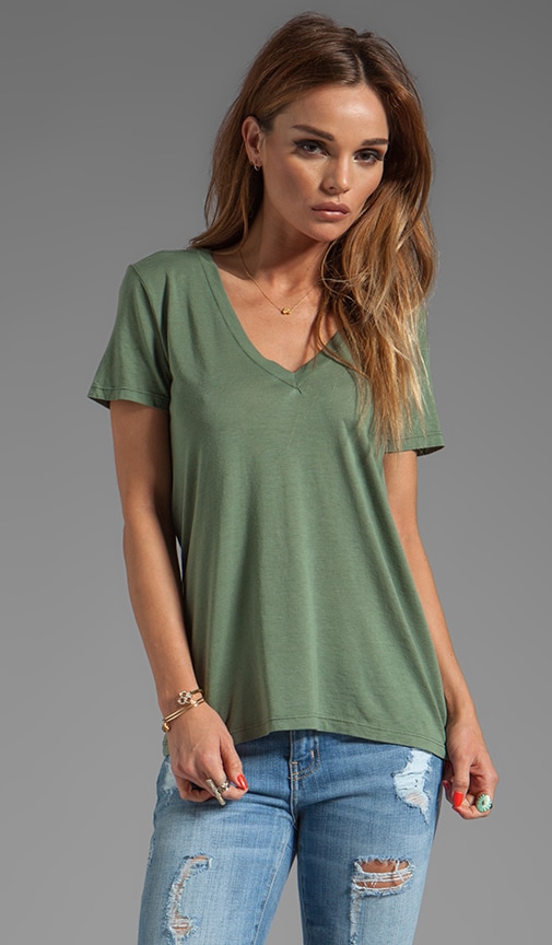 Light Jersey V-Neck Short Sleeve Tee