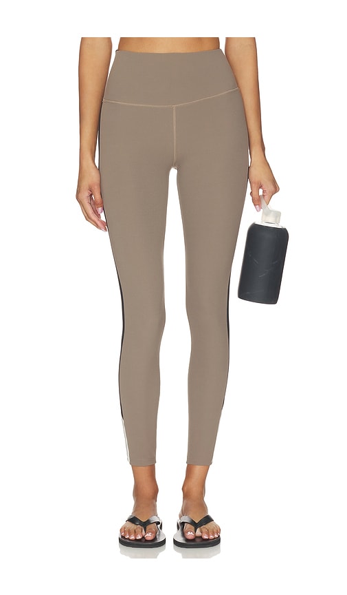  Splits59 Legging 7/8 Layla Airweight High Waist 7/8 En Color Marrón Talla L  (también En M, S, Xl, Xs). 