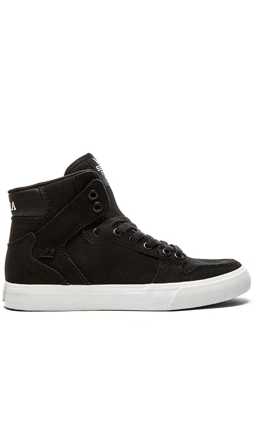 Supra Vaider Sneaker in Black | REVOLVE