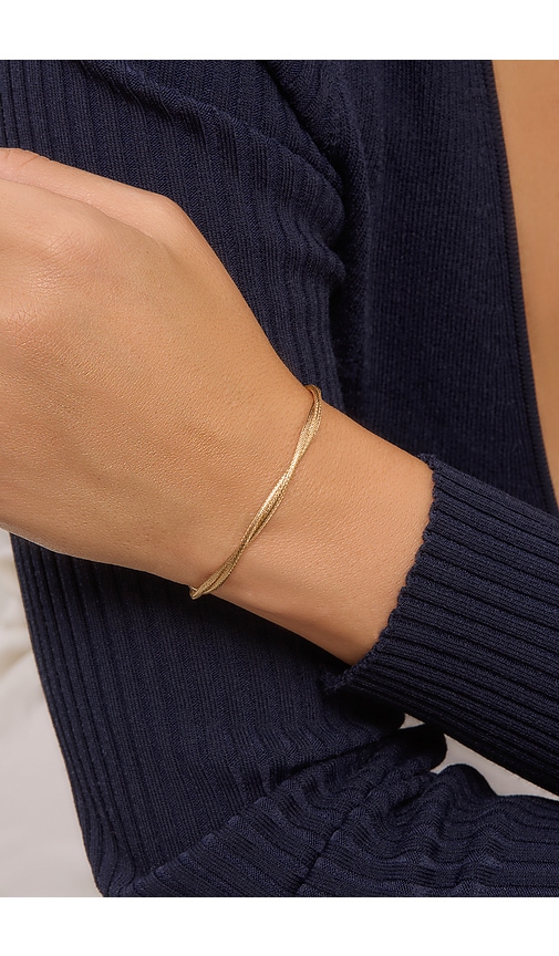  Stone And Strand Armreif In Metallic Gold. 