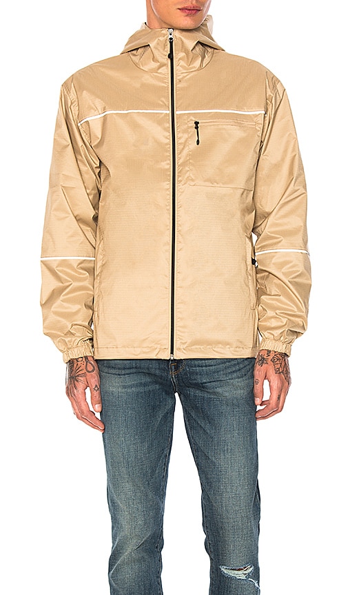 Stussy ПРОЧНАЯ КУРТКА 3M в цвете Tan 