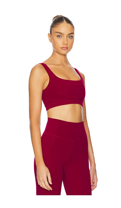 STRUT THIS THE JOLIE BRA