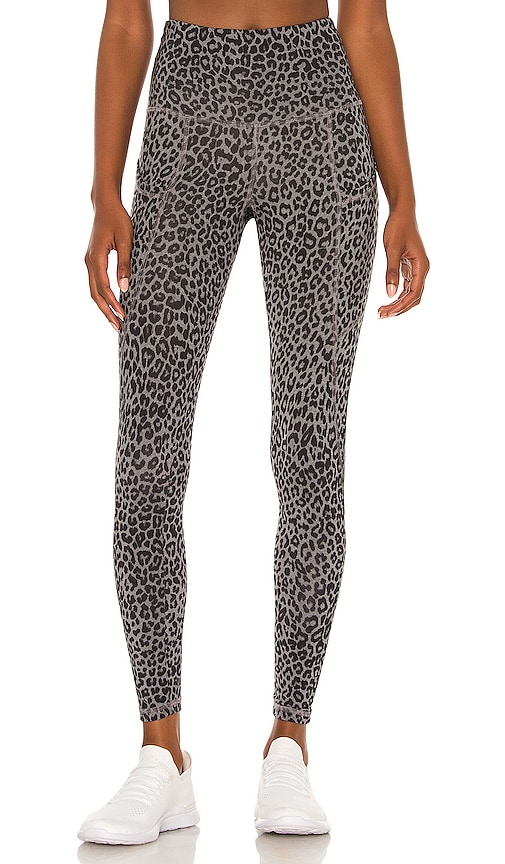 Silver Leopard Remi Ankle Leggings - Strut This - simplyWORKOUT –  SIMPLYWORKOUT