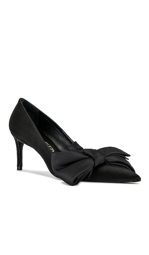 Shop Stuart Weitzman Stuart Loveknot 100 Pump In Black