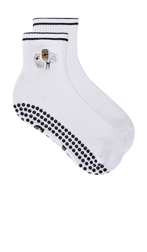 Dog Mom Grip Socks in White. - size S/M (also in M/L)