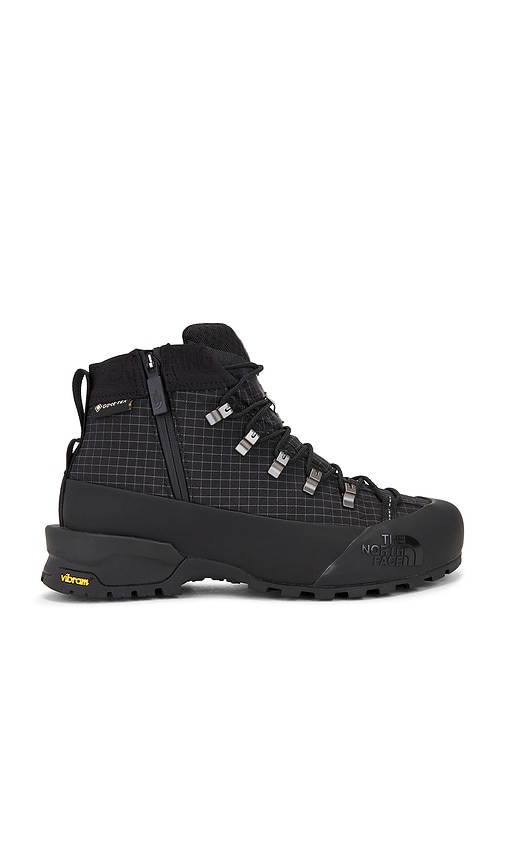 The North Face Glenclyffe Zip GTX in TNF Black | REVOLVE