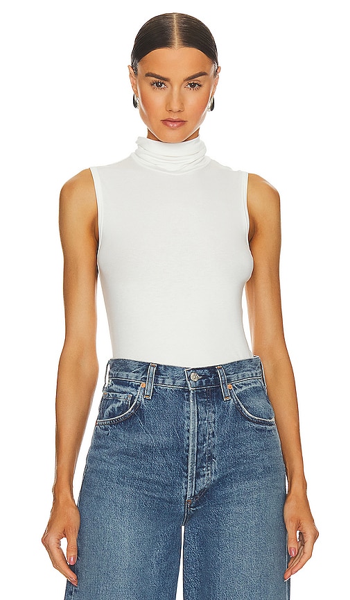 Theory Wendel Ribbed Viscos Top In White