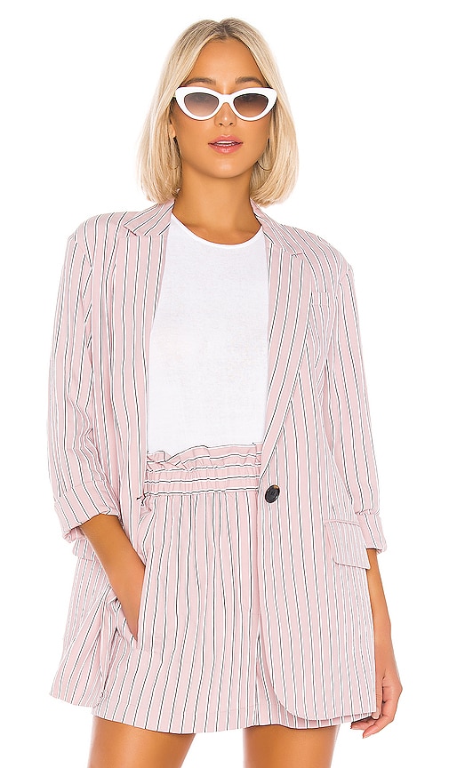 VESTE