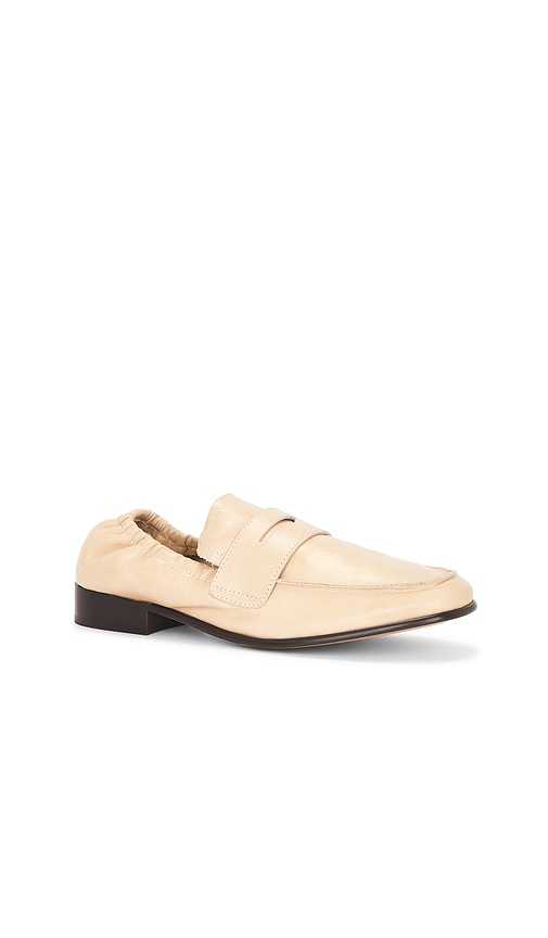  Tony Bianco Mocasín Gloria En Color Beige Talla 10  (también En 5.5, 6, 6.5, 7, 7.5, 8, 8.5, 9, 9.5). 