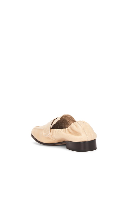  Tony Bianco Mocasín Gloria En Color Beige Talla 10  (también En 5.5, 6, 6.5, 7, 7.5, 8, 8.5, 9, 9.5). 