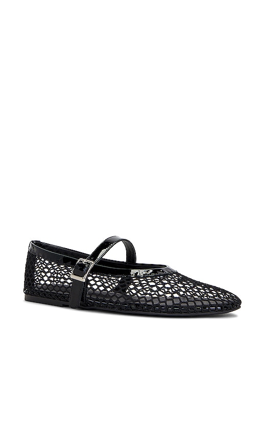 Shop Tony Bianco Mia Flat In 黑色