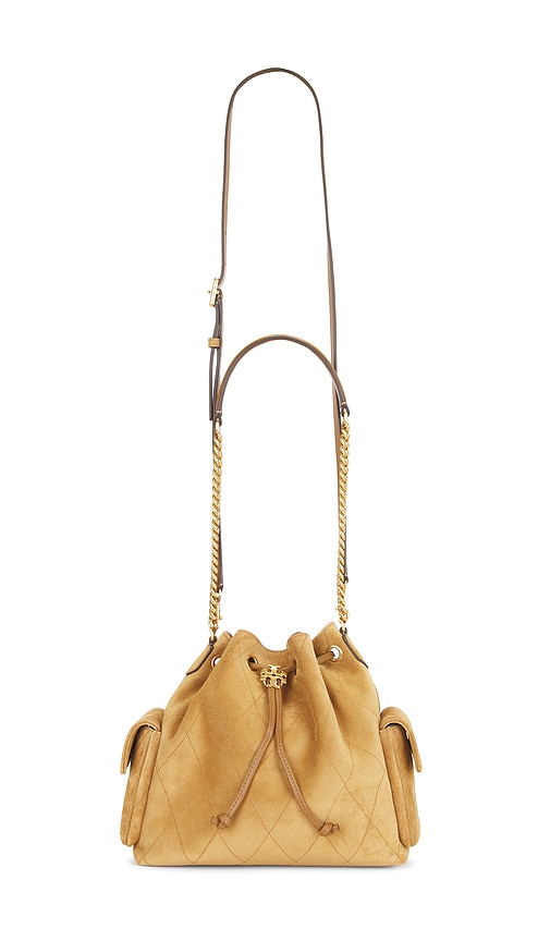 Tory Burch Charlie Quilted Suede Drawstring Shoulder Bag en Tan 582 €