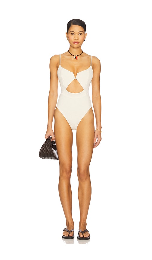 Callista One Piece in Cream. - size XS (also in L, M, S, XL, XXS)