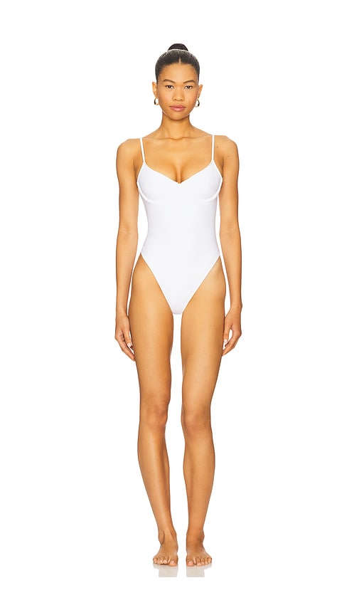 Juni One Piece in White. - size XXS (also in L, M, S, XL, XS)