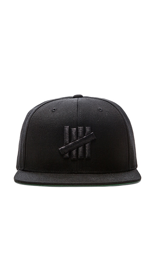 undefeated 5 strike snapback