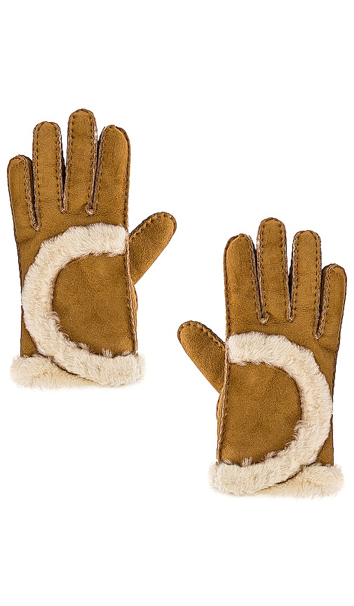 UGG Sheepskin Exposed Curve Seam Glove in Chestnut