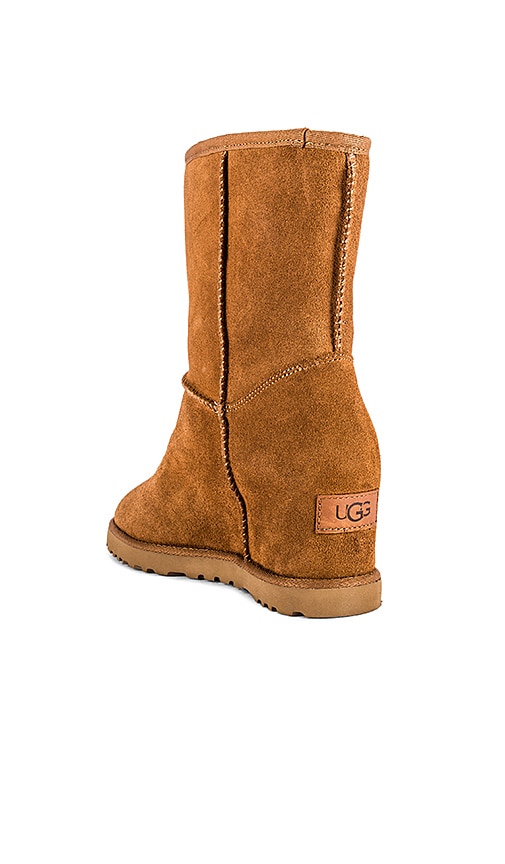 classic femme short ugg