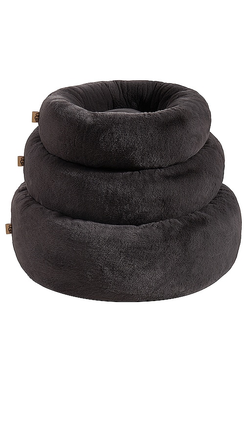 Shop Ugg Home Small Round Pet Bed In 深灰色