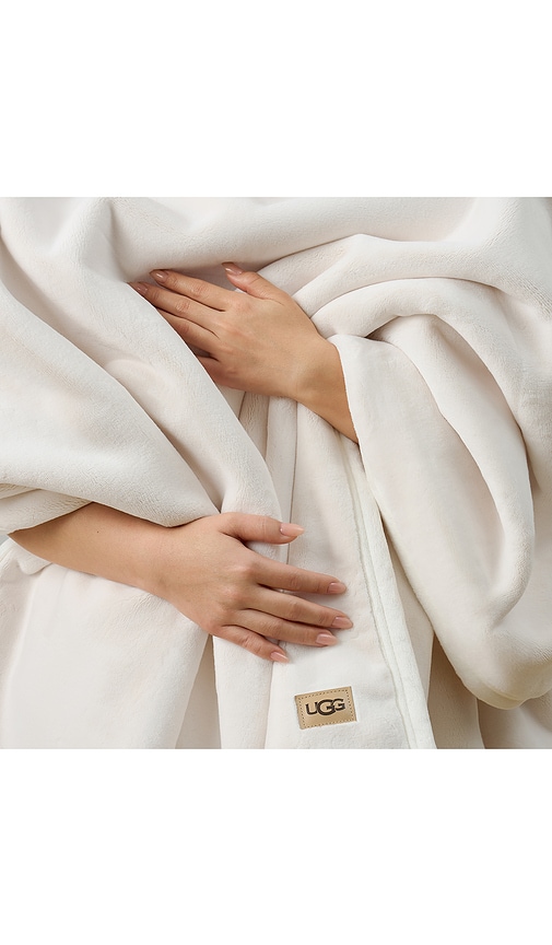 Ugg Home Coco Throw Blanket In Neutral