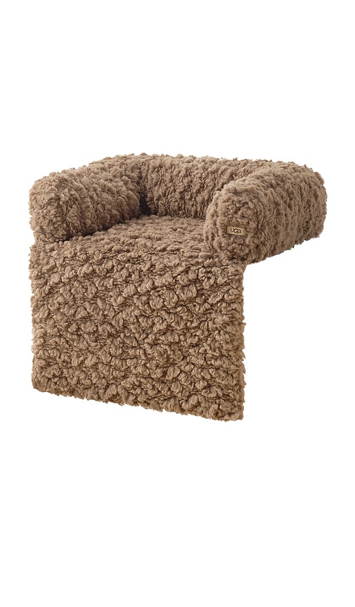 Ugg Home Large Shira Pet Sofa In Chestnut