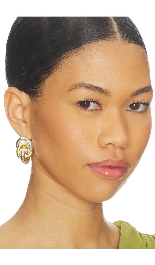  Uncommon Matters Ohrringe Tendril In Metallic Silver,metallic Gold. 