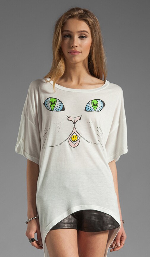 Here Kitty Tee