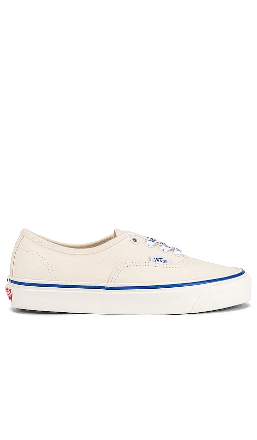 vans 44 dx white