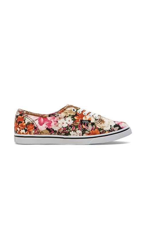 Authentic Lo Pro Sneaker