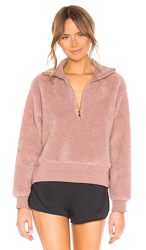 PULL DAPHNE