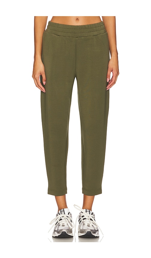 Varley The Slim Pant in Olive Cover