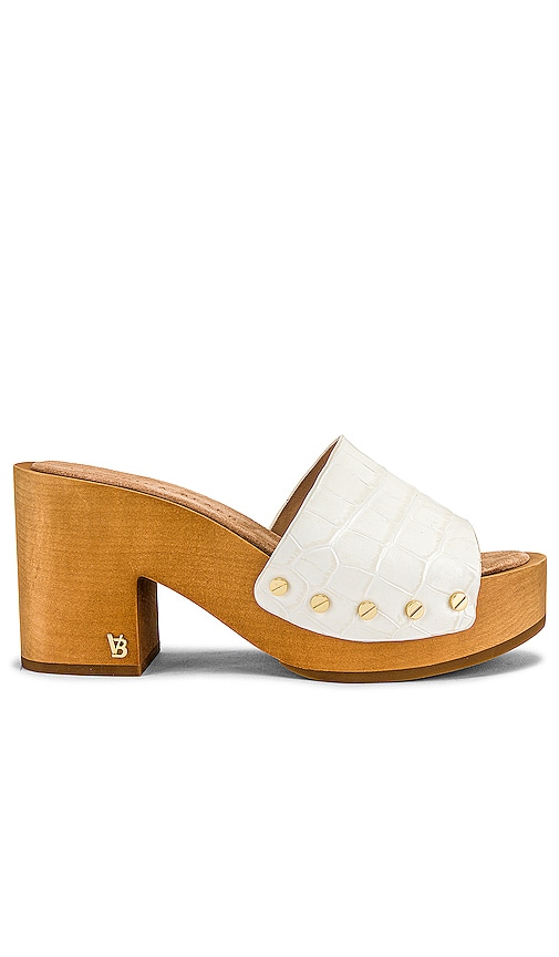 Veronica Beard Hannalee Clog in White | REVOLVE