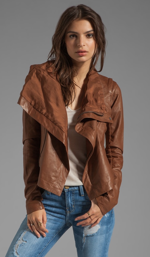 Veda max classic hot sale leather jacket