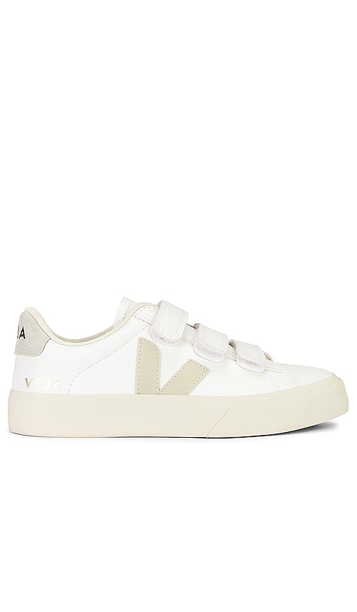 Veja Recife Sneaker in Extra White & Pierre & Natural
