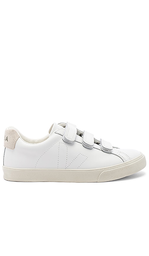 Veja 3-Lock Sneaker in Extra White 