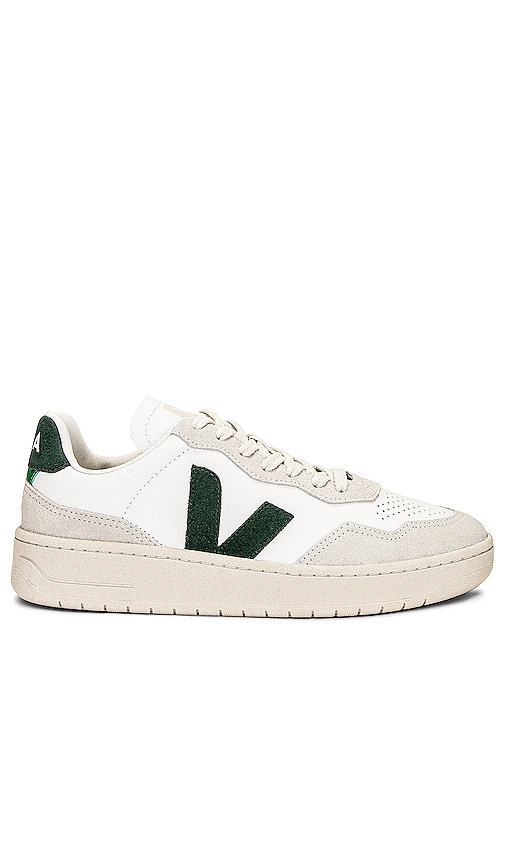 Veja V 90 Extra White Cyprus REVOLVE