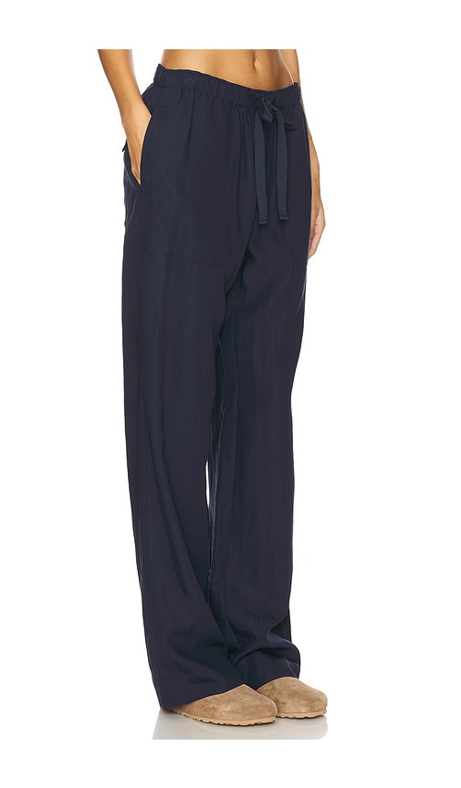 Vince Mid Rise Utility Drawstring Pant In Navy