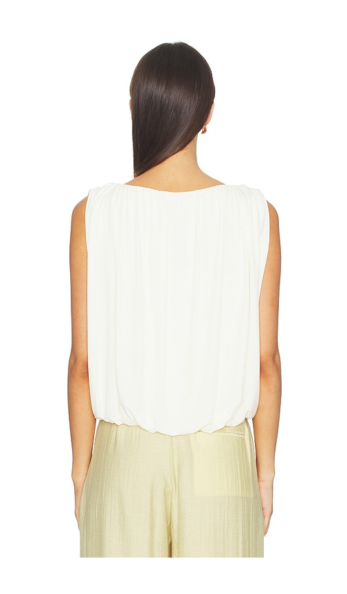  Vince Top Mit Schrägem Umschlagsaum In Ivory. Größe Xs. Also In S, M, L, Xl. 