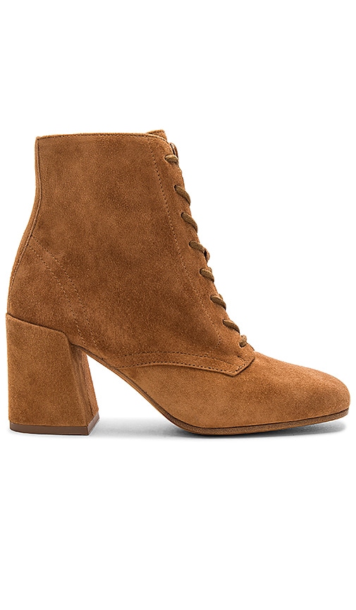 vince halle boot