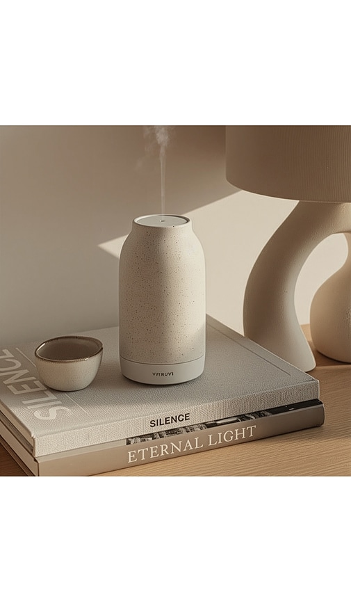 Vitruvi Air Waterless Diffuser In White