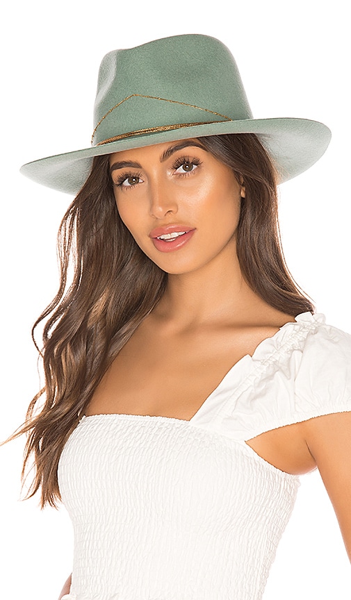 Dafne Hat