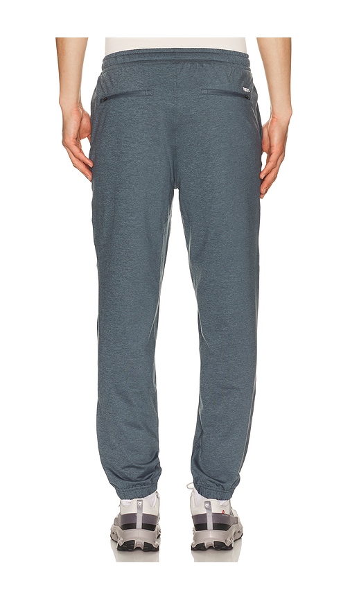  Vuori Pantalón Deportivo Sunday Performance En Color Azul Talla L  (también En M, S, Xl/1x, Xxl/2x). 