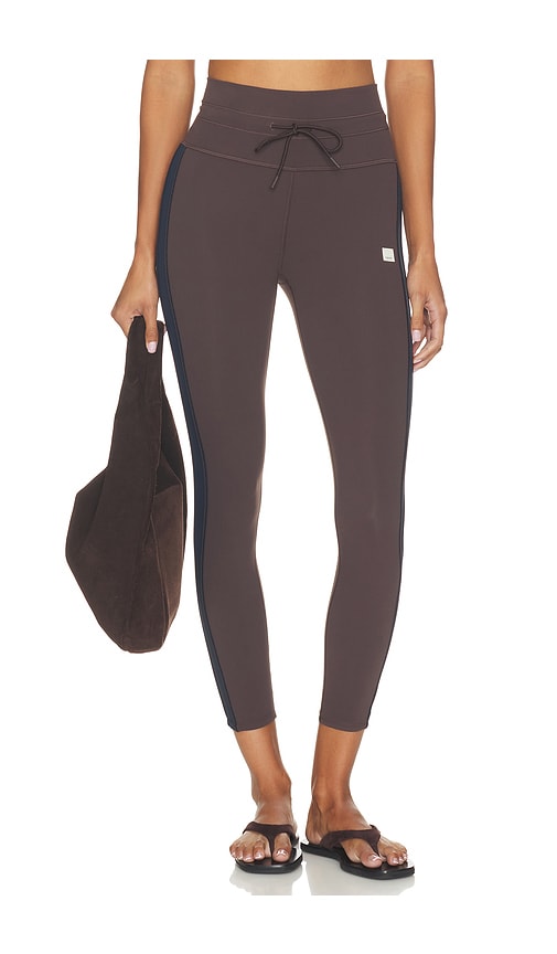 Vuori Daily Track Legging In French Roast
