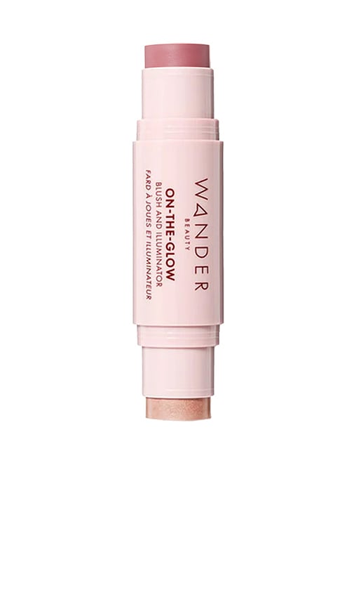 On-the-glow Blush & Illuminator in Dusk & Nude Glow.