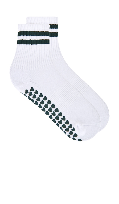 Wellbeing + Beingwell Striped Half Crew Grip Sock Çÿ­è¢œ Â€“ White & Forest Green. Å°ºç � All. In White