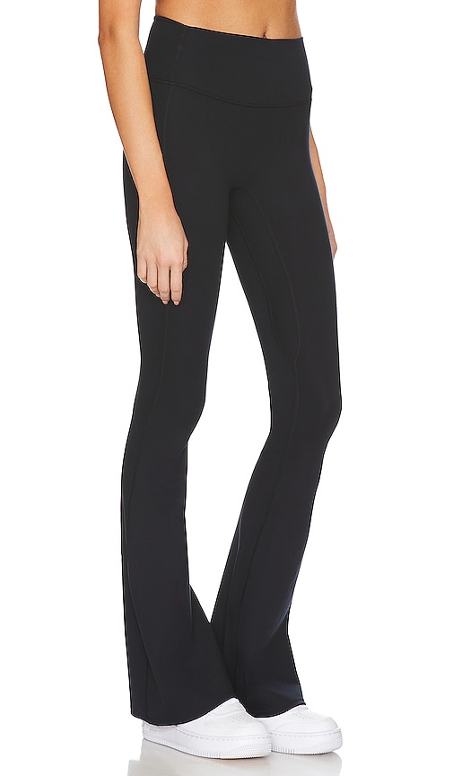 Shop Wellbeing + Beingwell Flowwell Callista Pant In Black