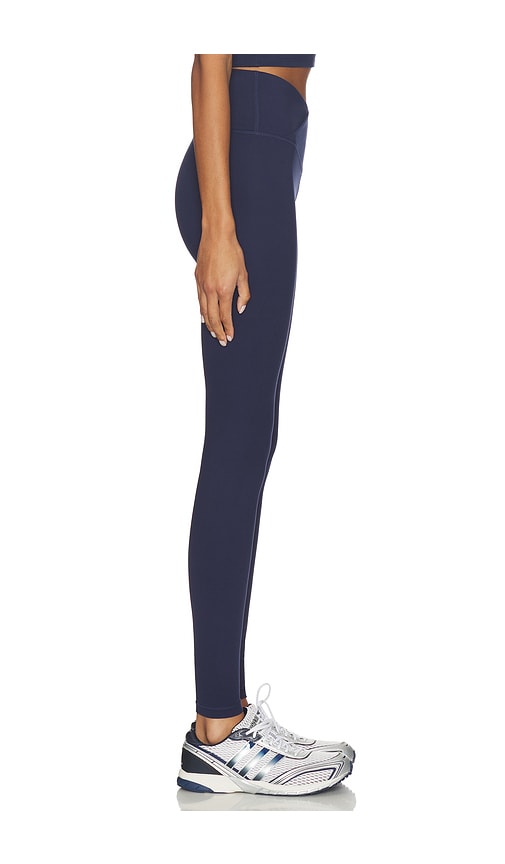  Wellbeing + Beingwell Flowwell Callista Crossover Legging En Color Azul Marino Talla M  (también En S, Xl, Xs, Xxs). 