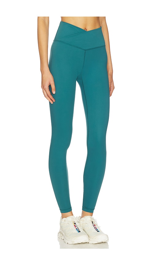  Wellbeing + Beingwell Leggings Flowwell Callista Crossover Legging En Teal. Taille L. Also En M, S, Xl, Xs, Xxs. 