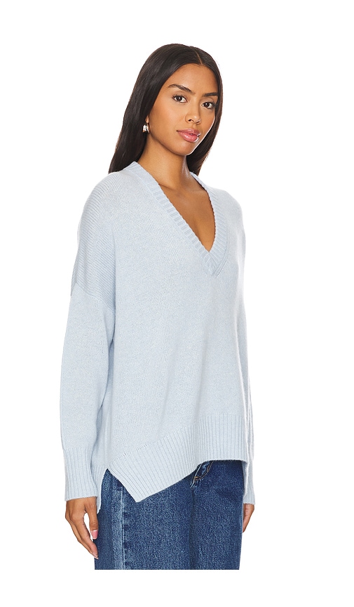 Shop W. Cashmere Charlotte V Neck Sweater In Blue